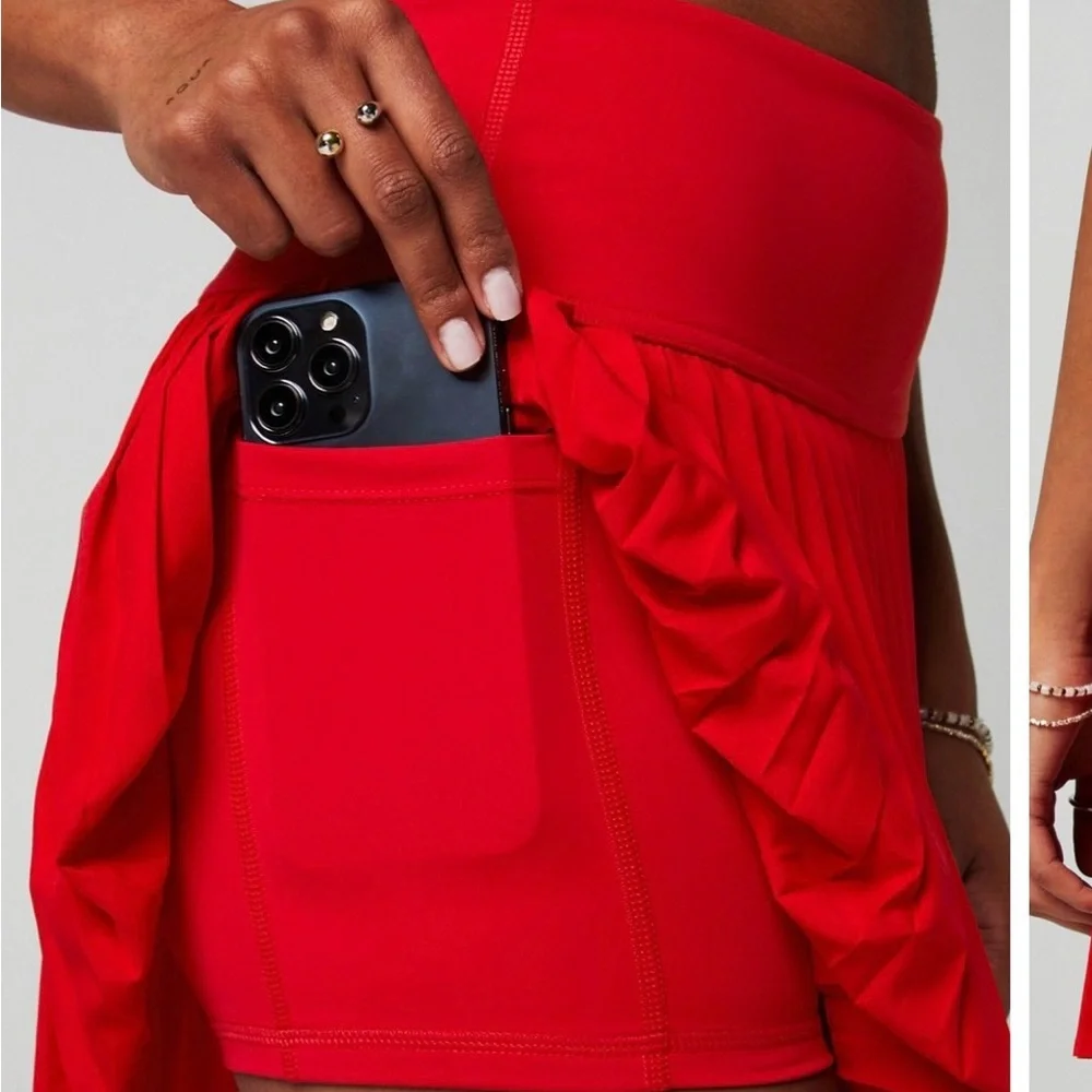 Fabletics Hot Shot Pleated Skirt Classic Mini, heated red, Large - Picture 2 of 10